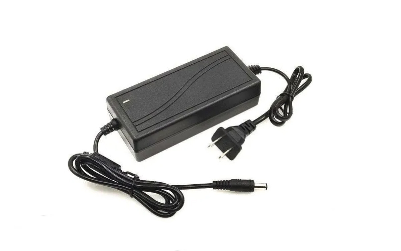 提升電源適配器安全性，這家改性廠的阻燃PC料有什么性能優(yōu)勢？