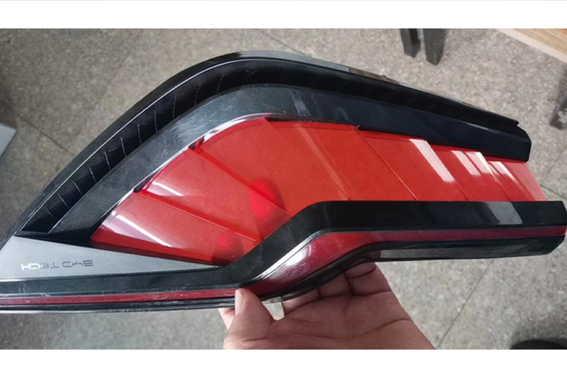 一文了解車燈罩用高光黑PC材料的優(yōu)勢